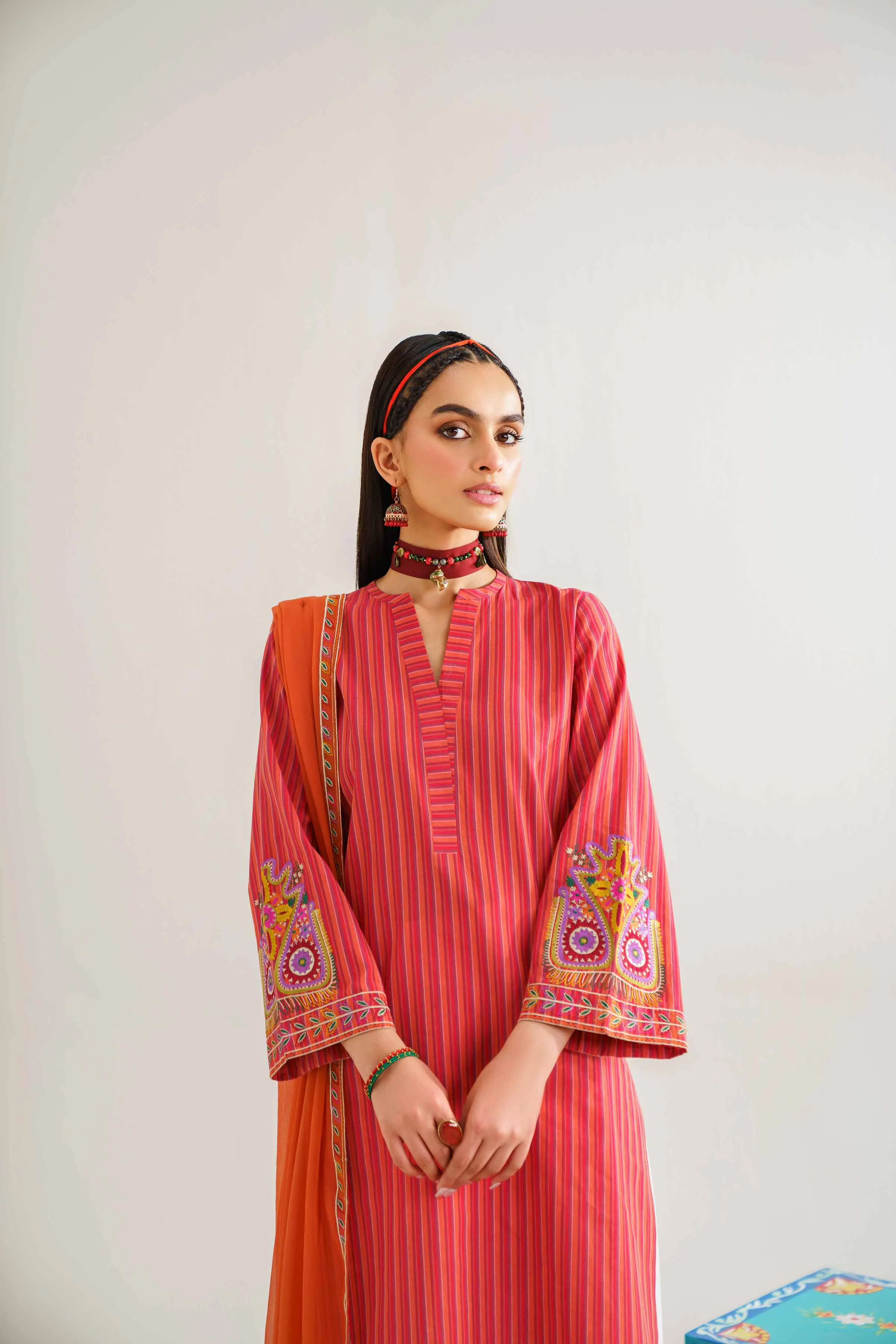 2 Piece - Embroidered Suit - PE24-129