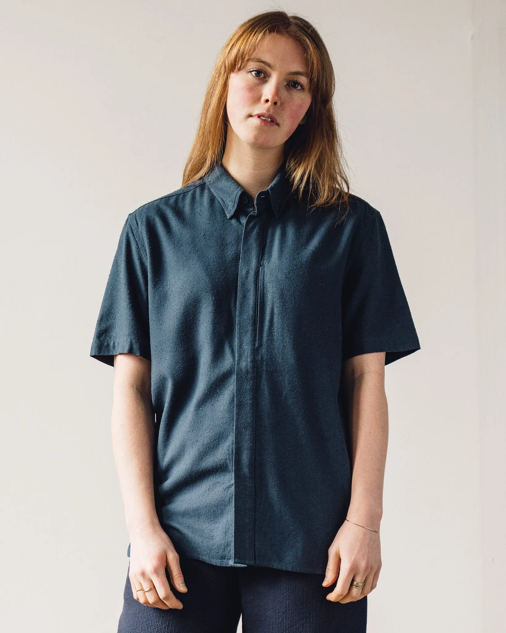 7115 Unisex Short Sleeve Side Pocket Shirt, Navy