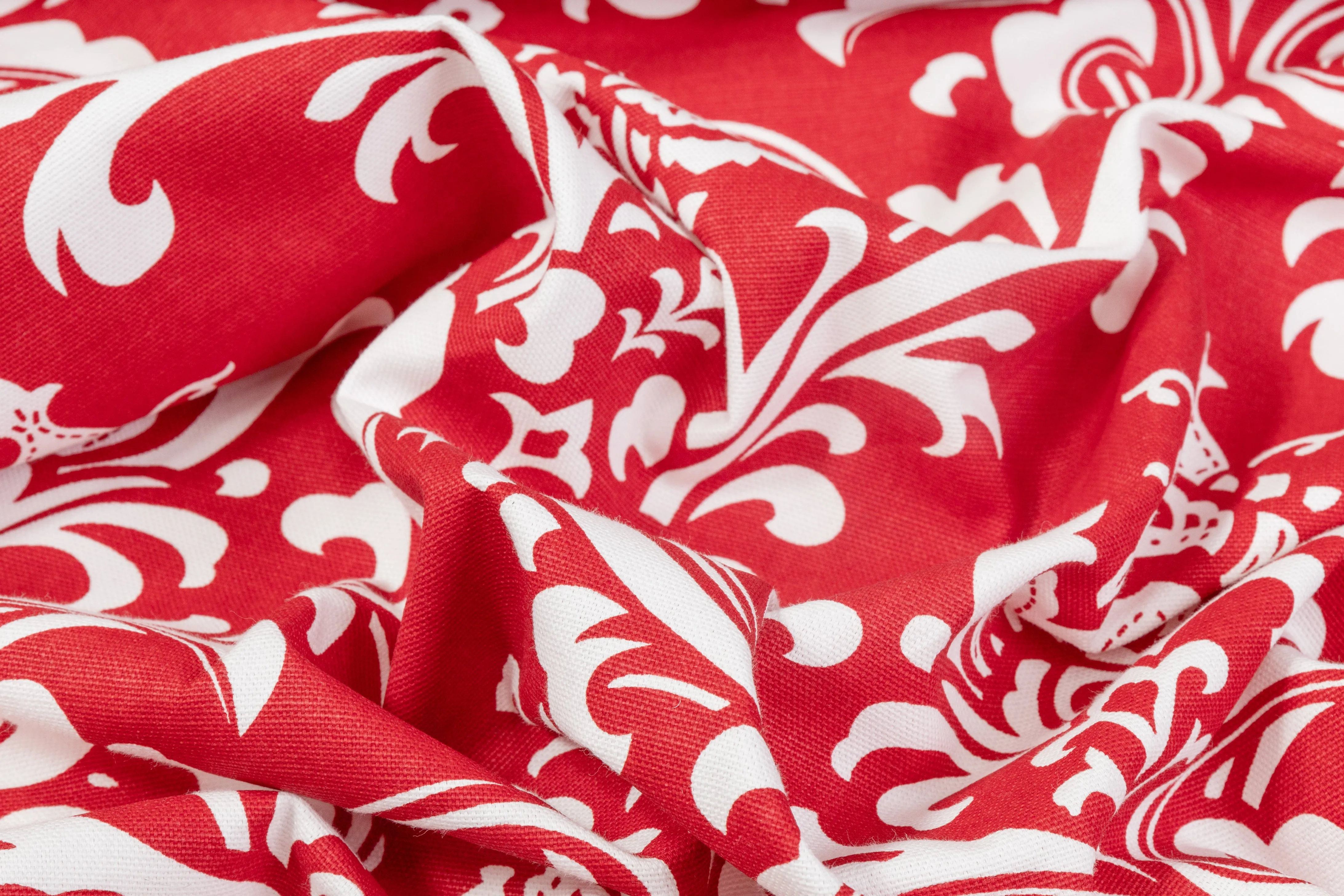 Damask Printed Cotton Canvas - Red / White