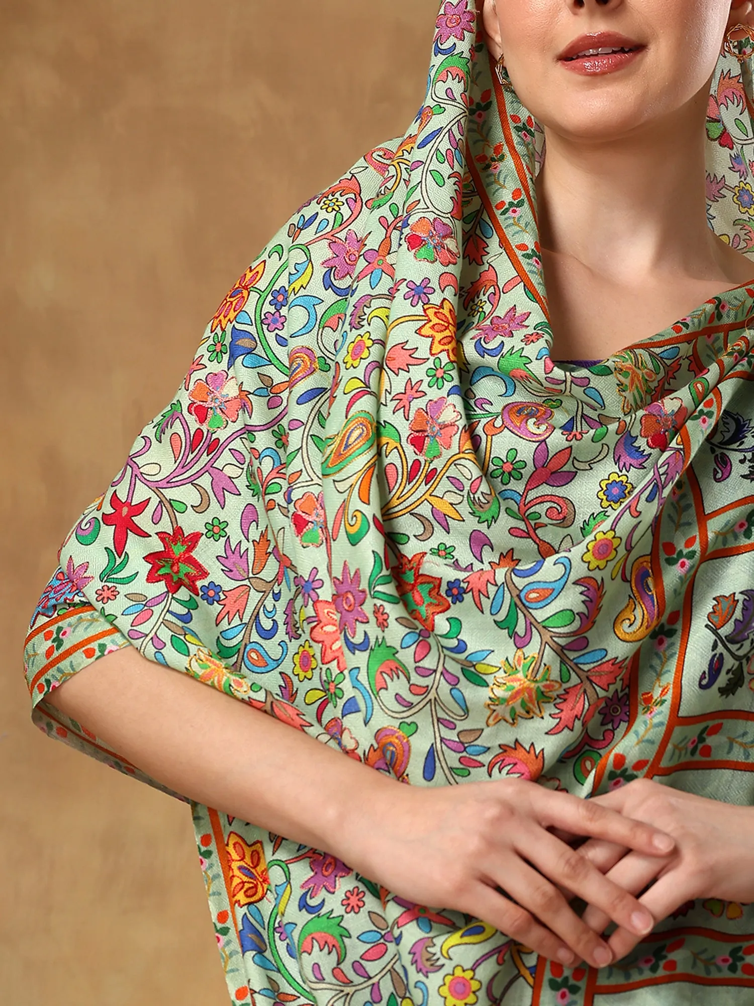 Green Shawl with kalamkari print, beautiful kalamkari shawl