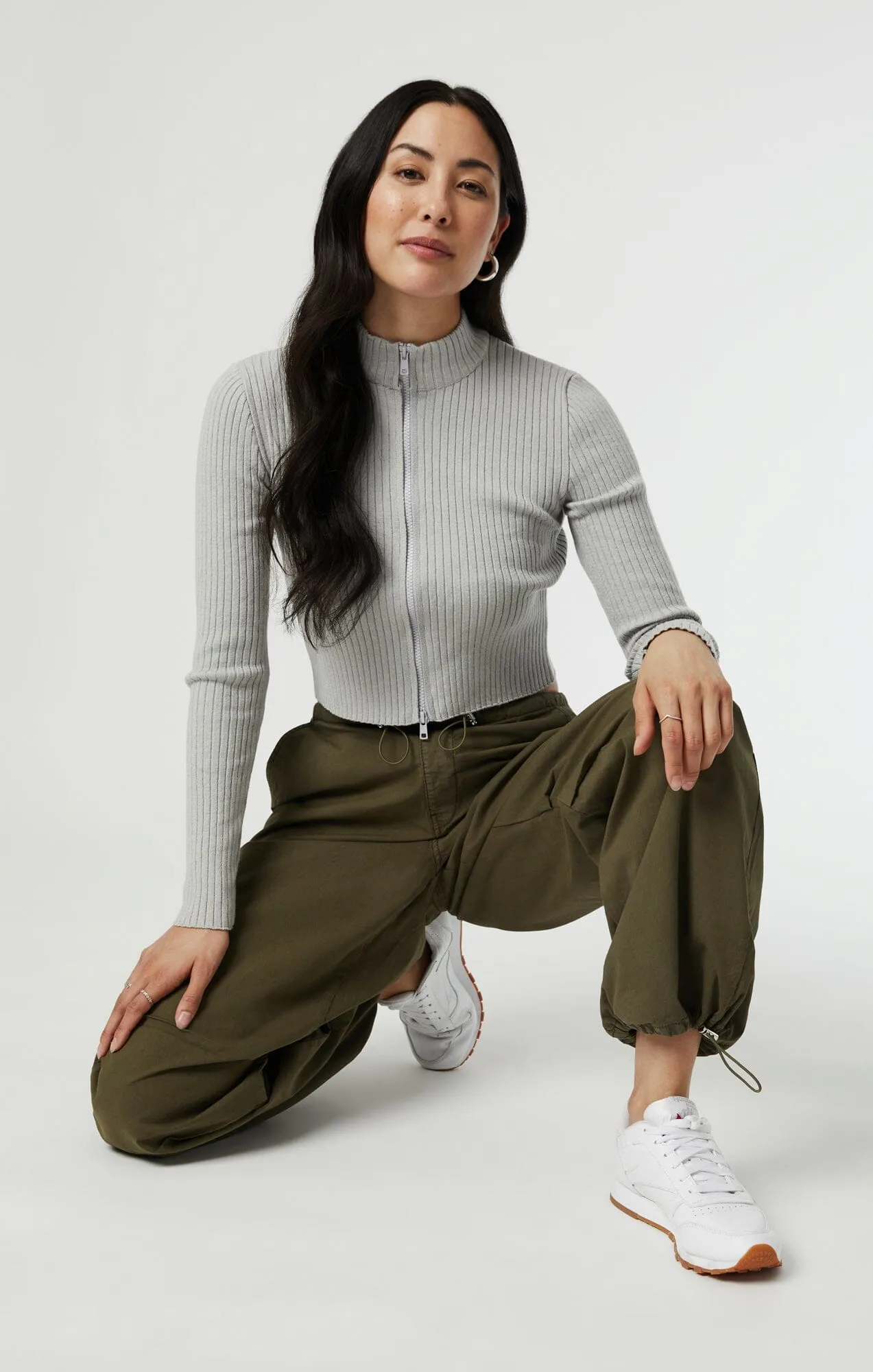 HILL PARACHUTE PANTS IN KHAKI MOVE