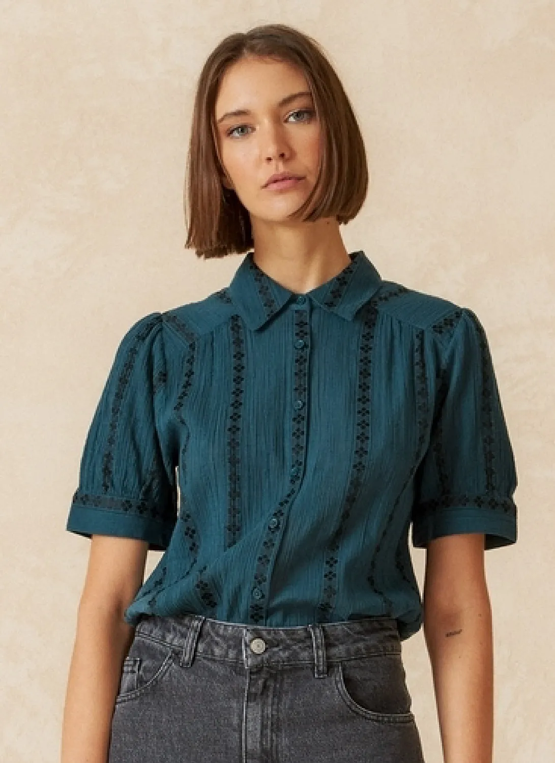 Indi & Cold Paula Short Sleeve Blouse