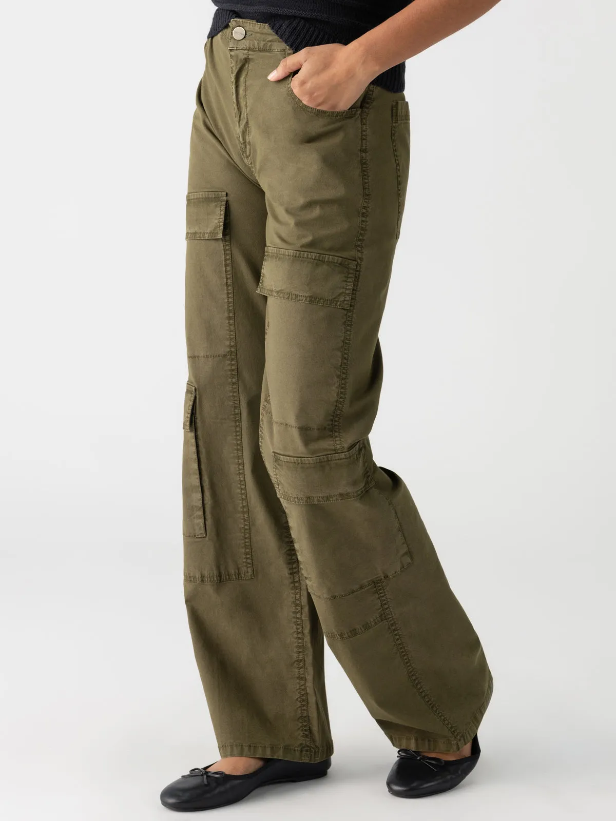 Low Slung Y2K Standard Rise Cargo Pant Mossy Green