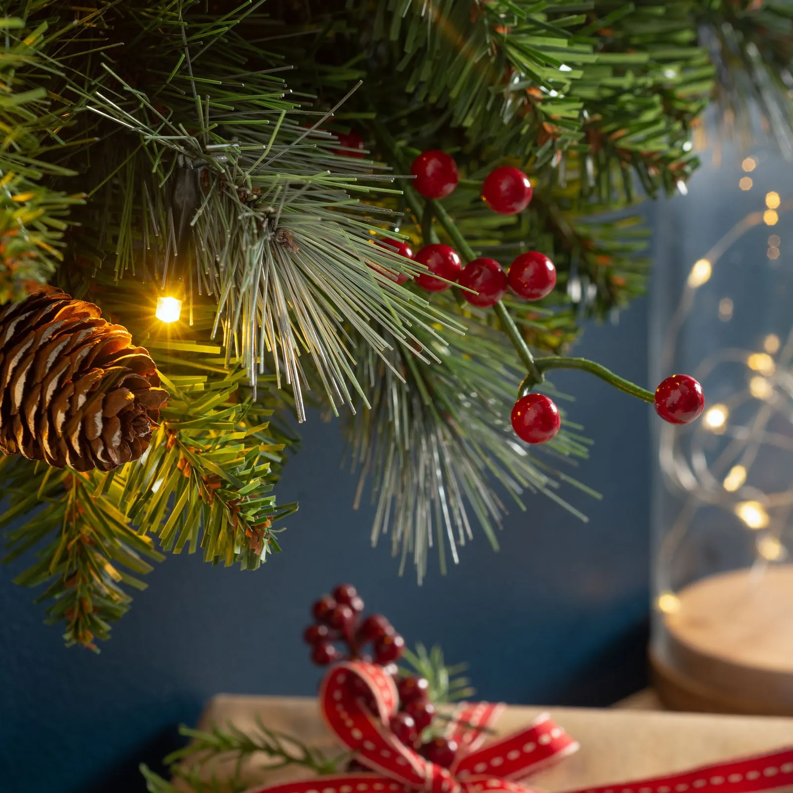 Pre-Lit Frosted Garland, Pinecones & Berries, 9 ft