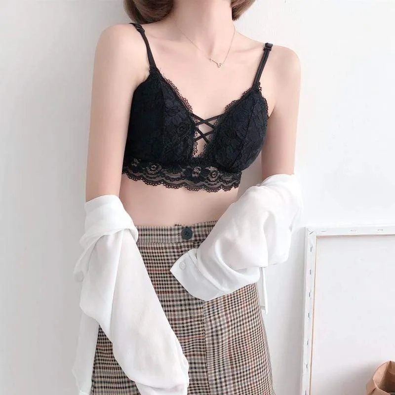 Women's  Lace Pattern Crop Top